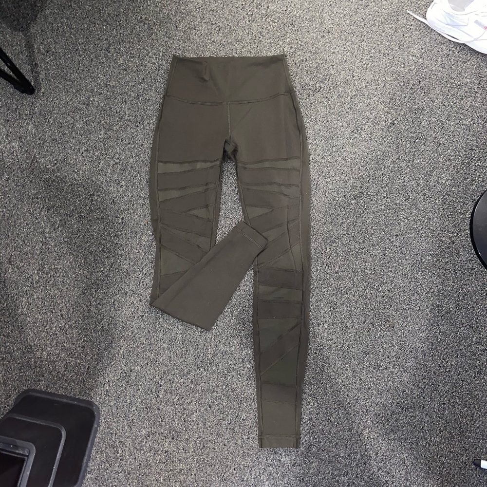Lululemon mesh leggings